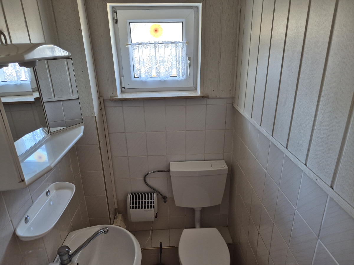 Gäste- WC, Erdgeschoss