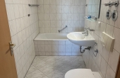 Badezimmer mit Wanne