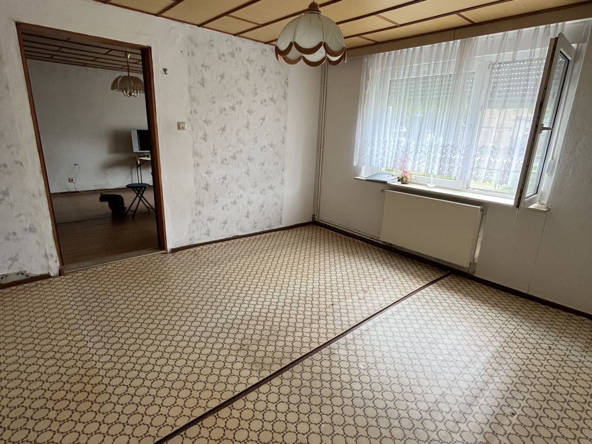 Zimmer 2 EG Askania Immobilien