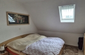 Schlafzimmer DG